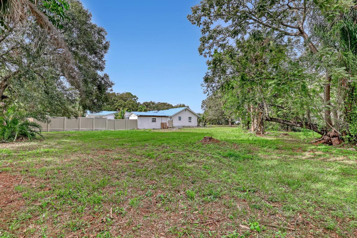 METES AND BOUNDS - Residential