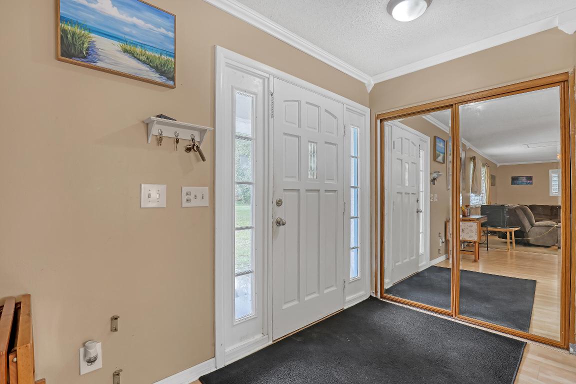 METES AND BOUNDS - Residential