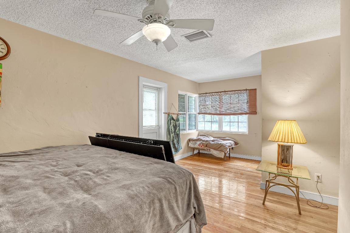 METES AND BOUNDS - Residential