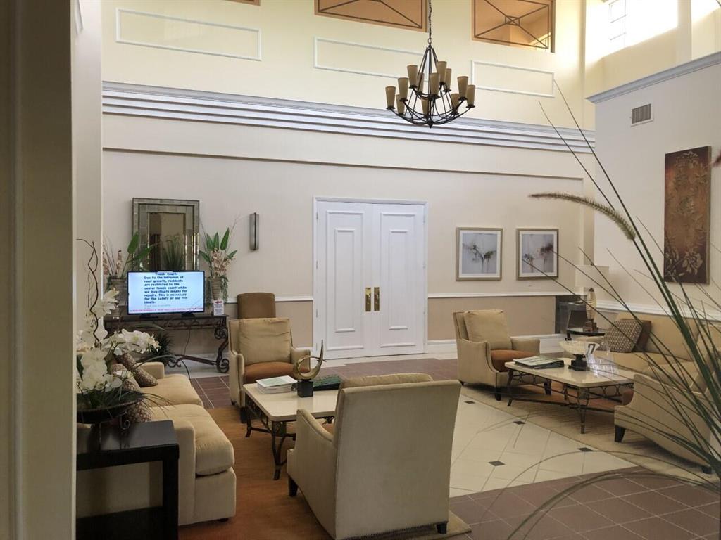 Emerald Pointe - Residential