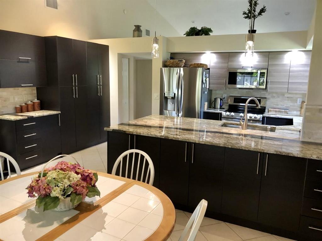 Emerald Pointe - Residential