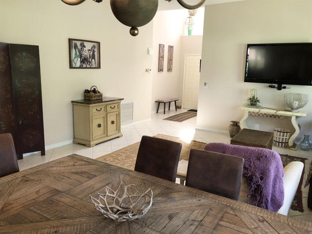 Emerald Pointe - Residential