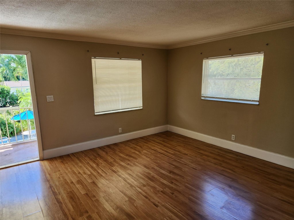 Tudor Manor - Residential