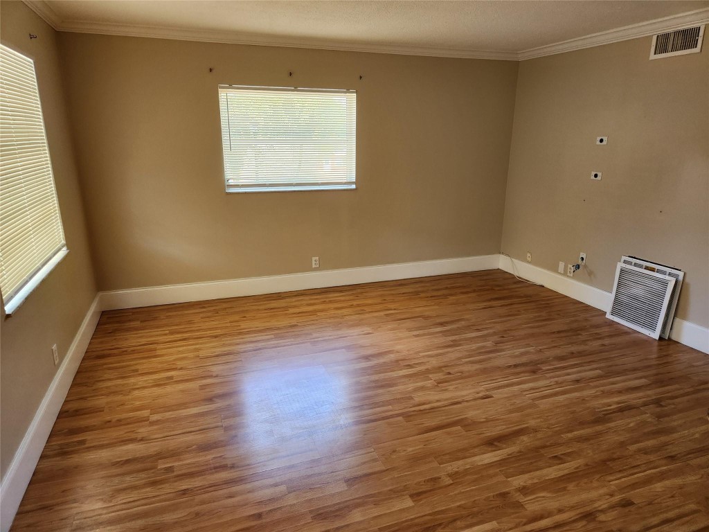 Tudor Manor - Residential