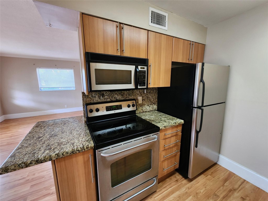 Tudor Manor - Residential