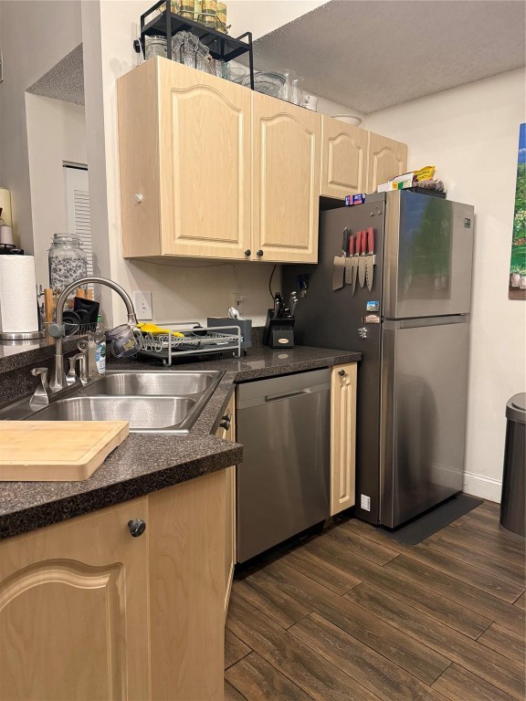 Summerbreeze Condo - Residential