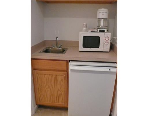 CASTLE PINES CONDOMINIUM - Residential Lease