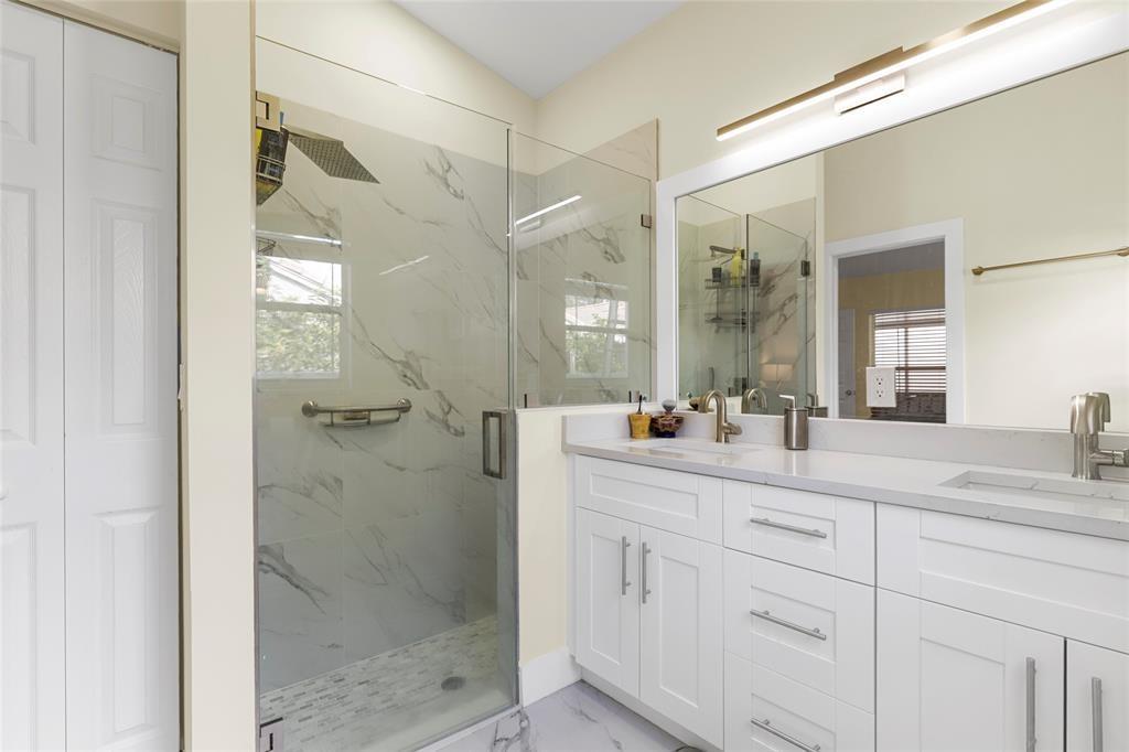 Regency Lakes At Coconut - Residential