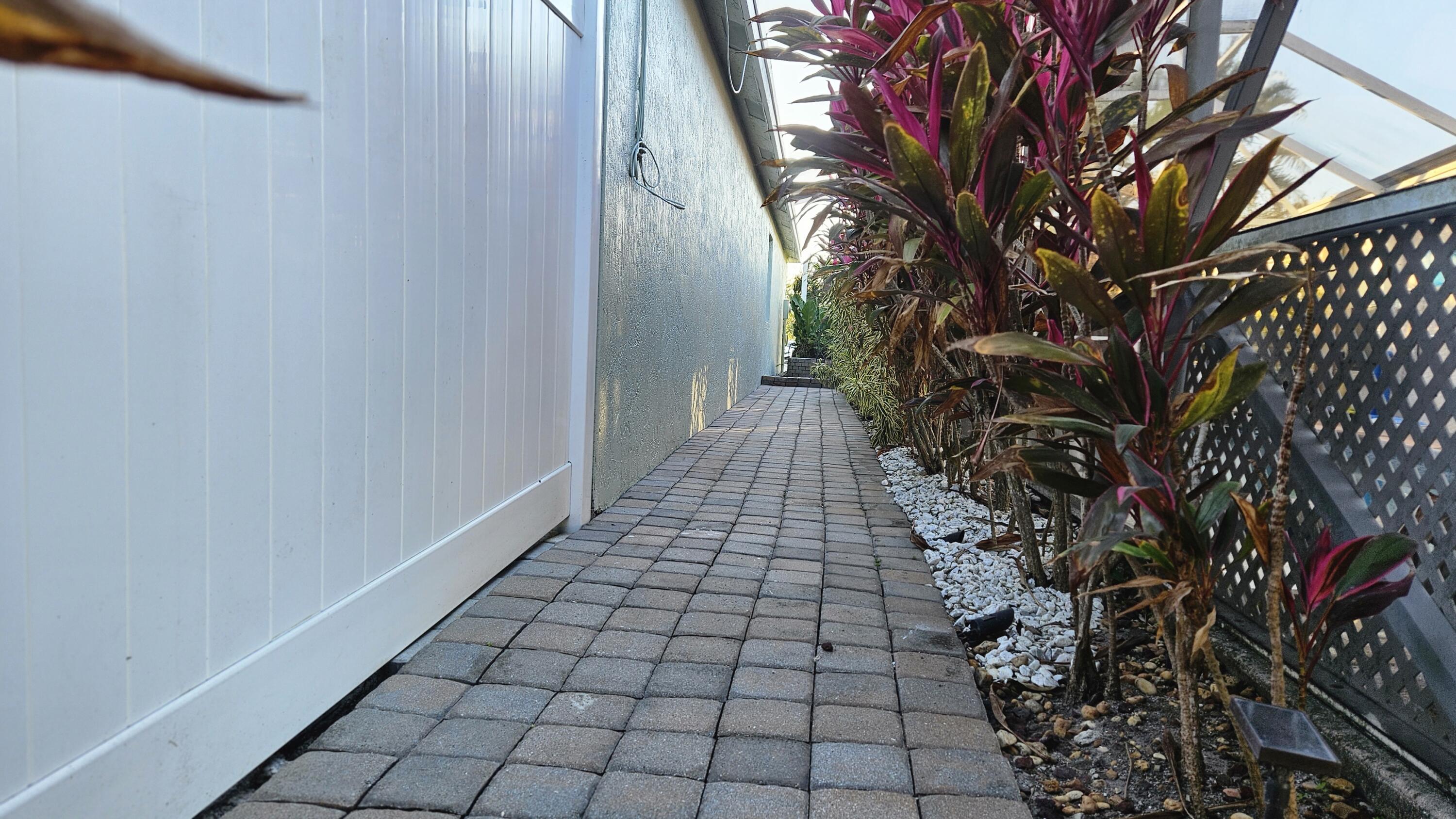 THE ENCLAVE - Residential