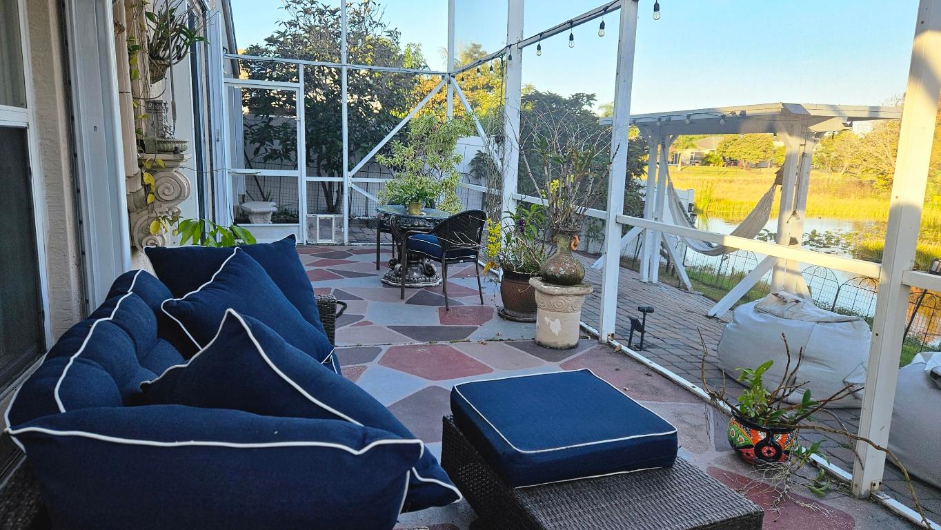 THE ENCLAVE - Residential