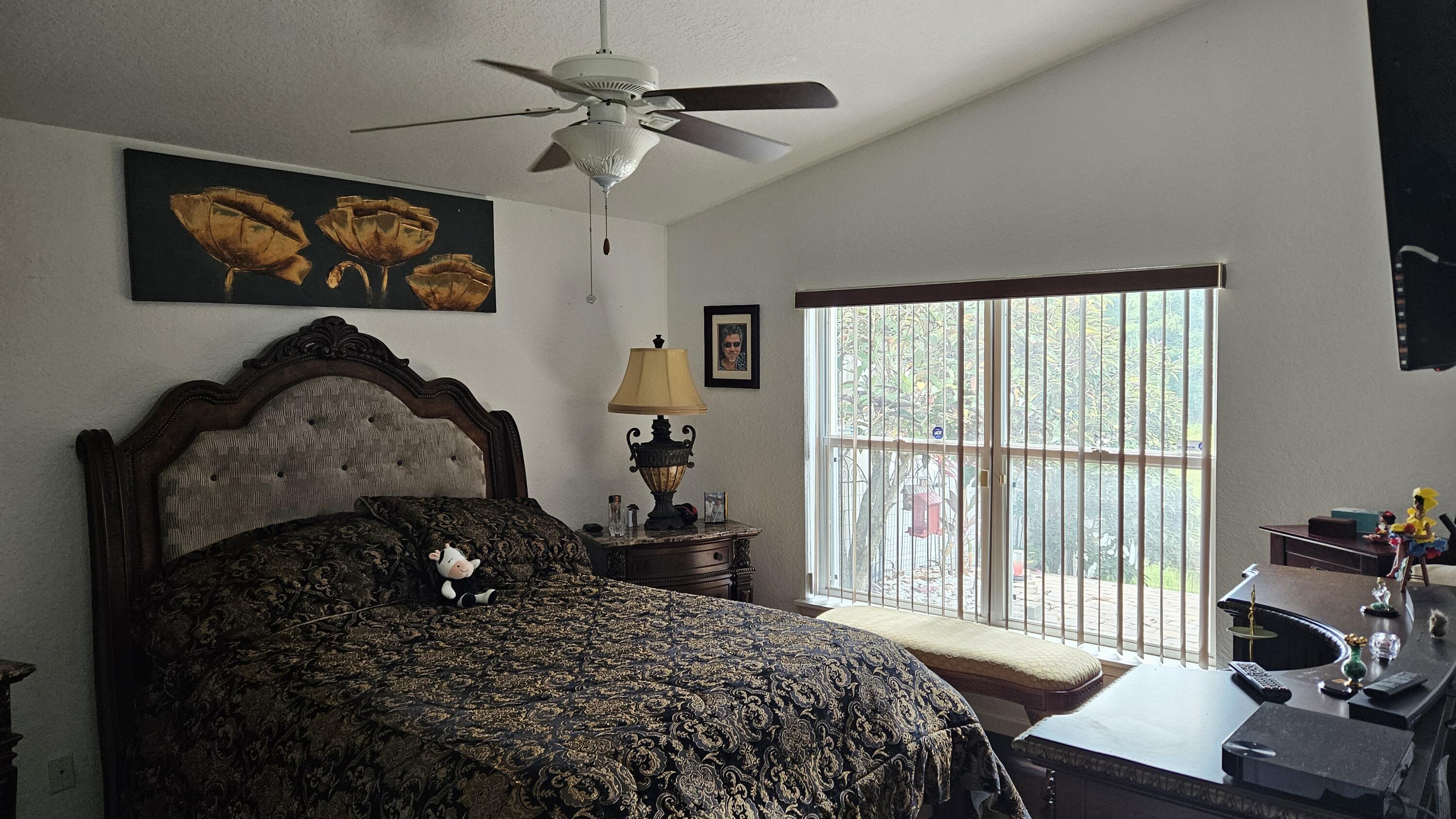 THE ENCLAVE - Residential