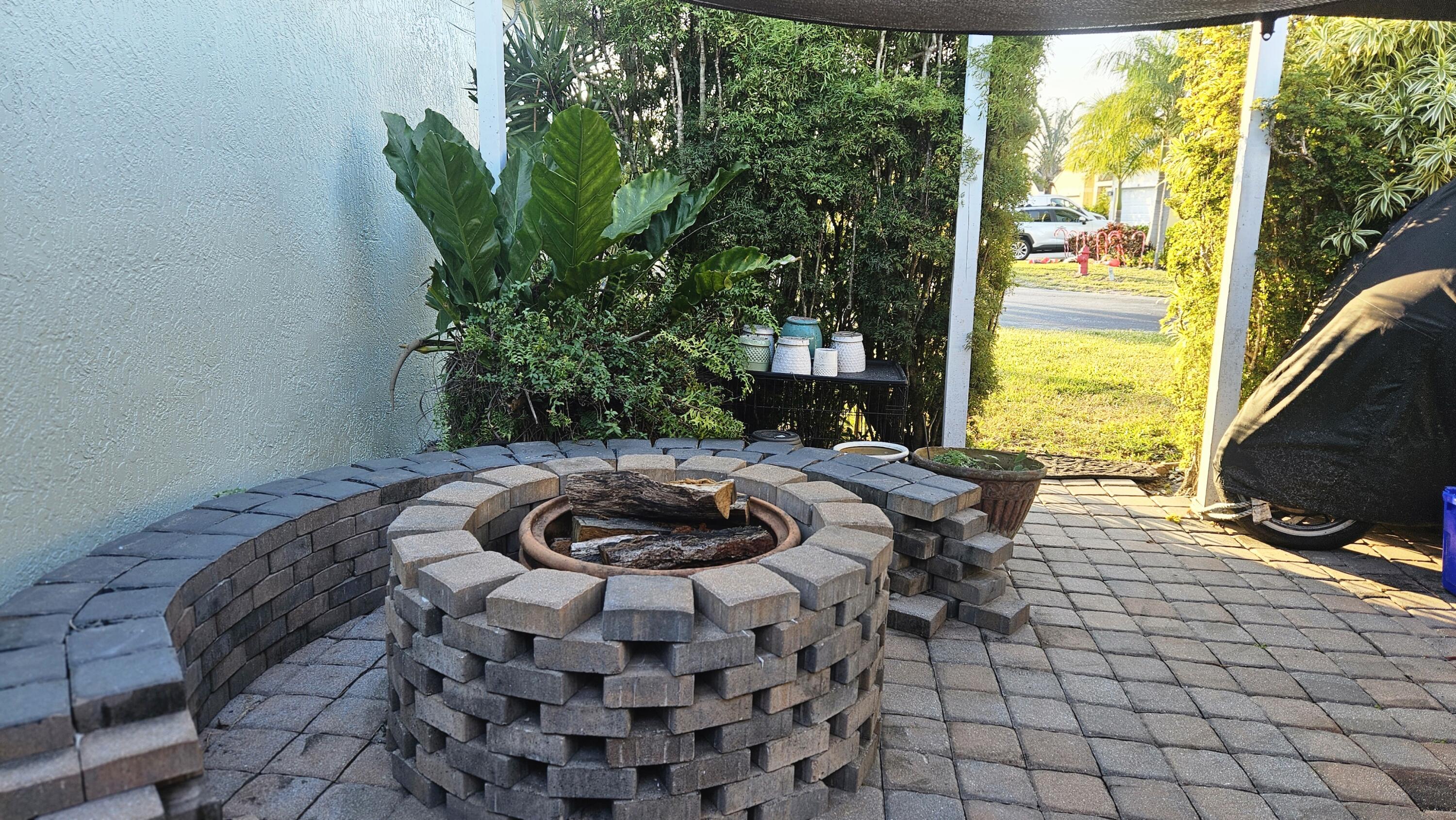 THE ENCLAVE - Residential