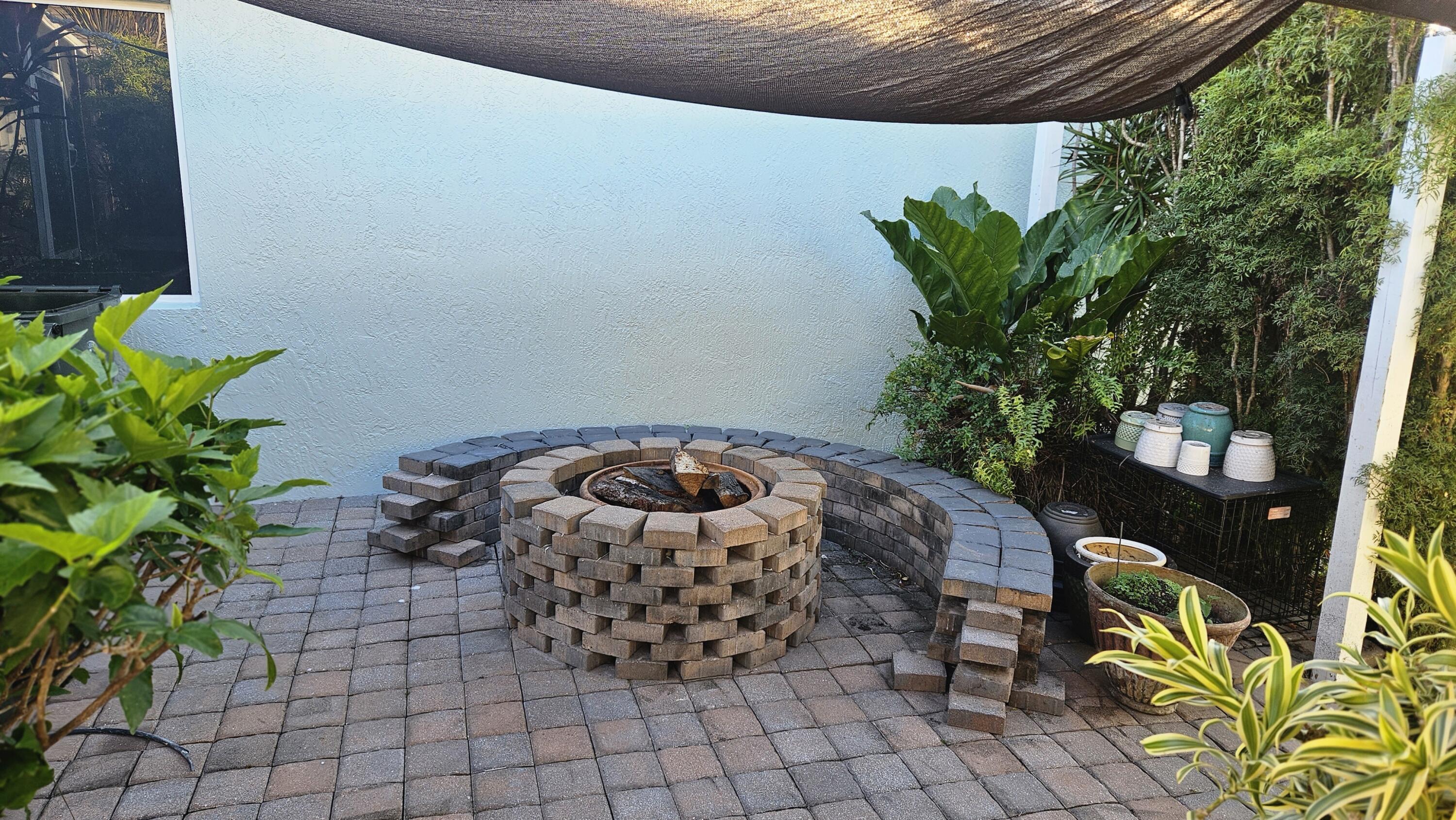 THE ENCLAVE - Residential