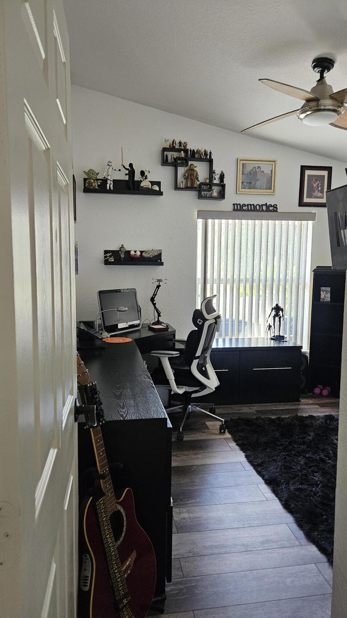 THE ENCLAVE - Residential