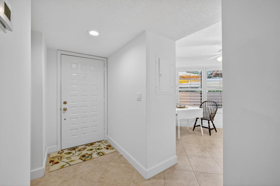 MONTEGO COVE CONDO - Residential