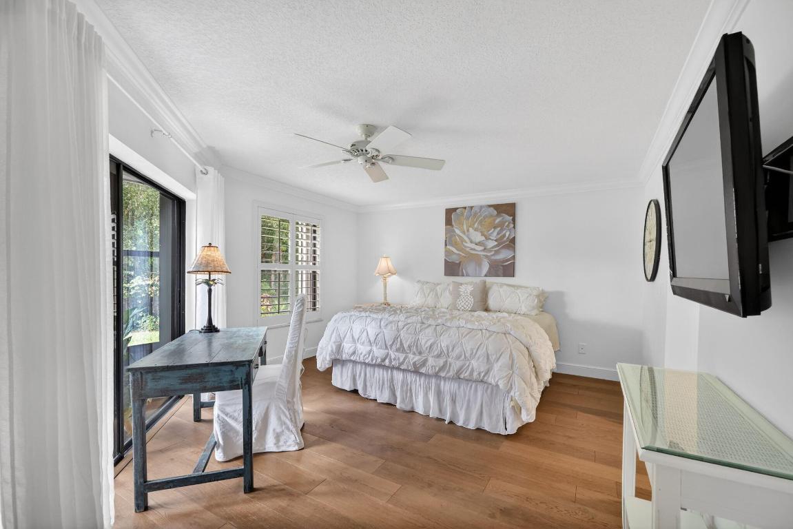 MONTEGO COVE CONDO - Residential