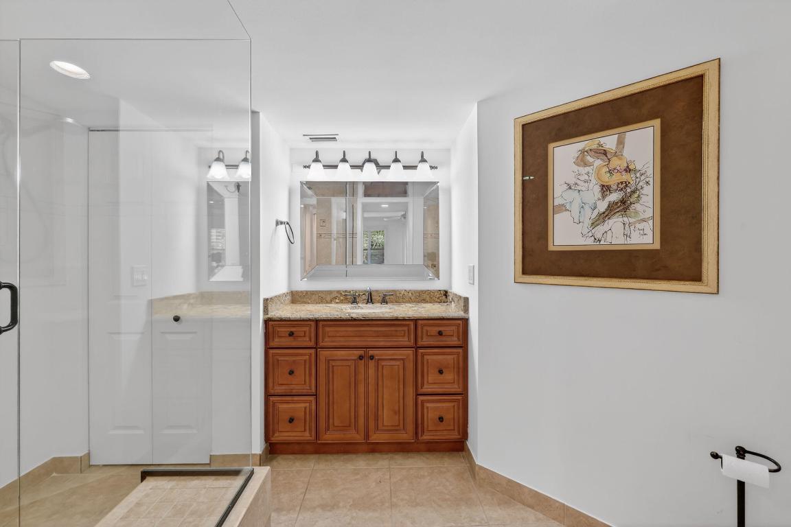 MONTEGO COVE CONDO - Residential