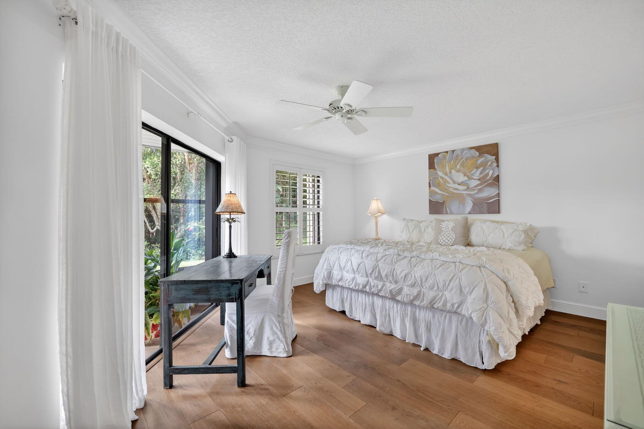 MONTEGO COVE CONDO - Residential