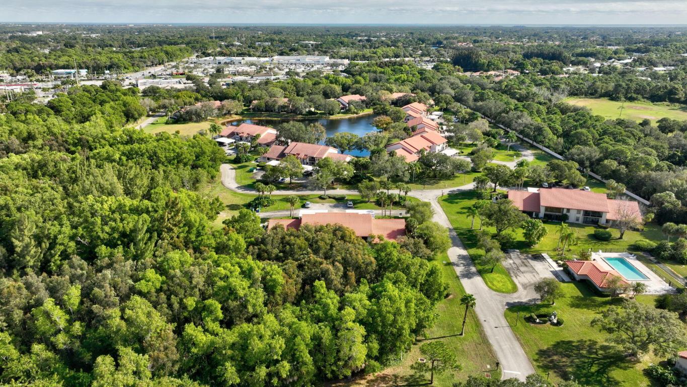 MONTEGO COVE CONDO - Residential