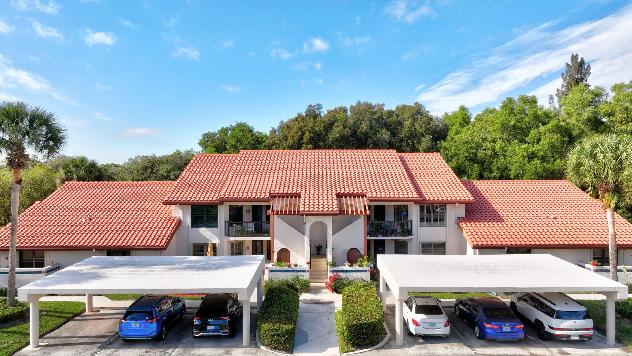 MONTEGO COVE CONDO - Residential