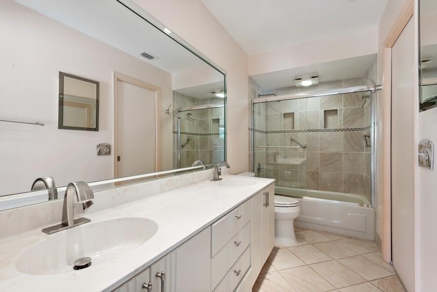 Jacaranda Lakes Sec Ten - Residential