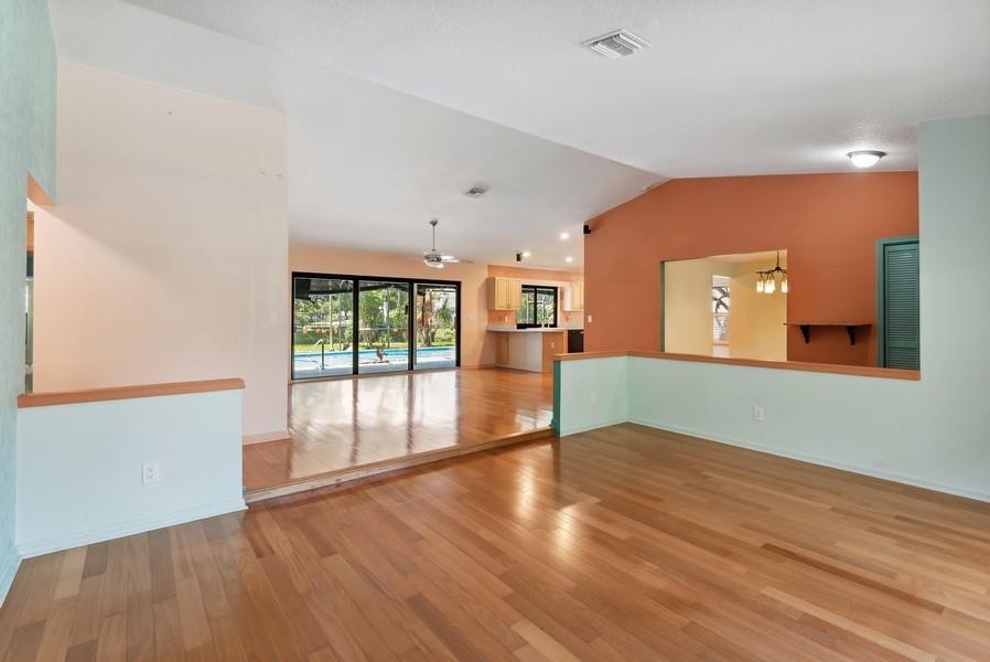 Jacaranda Lakes Sec Ten - Residential