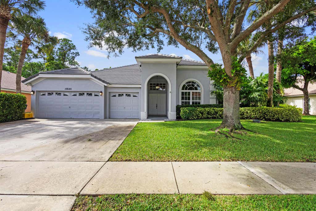 Photo of 15646 Bent Creek Road, Wellington, FL 33414 (MLS # R11010474)