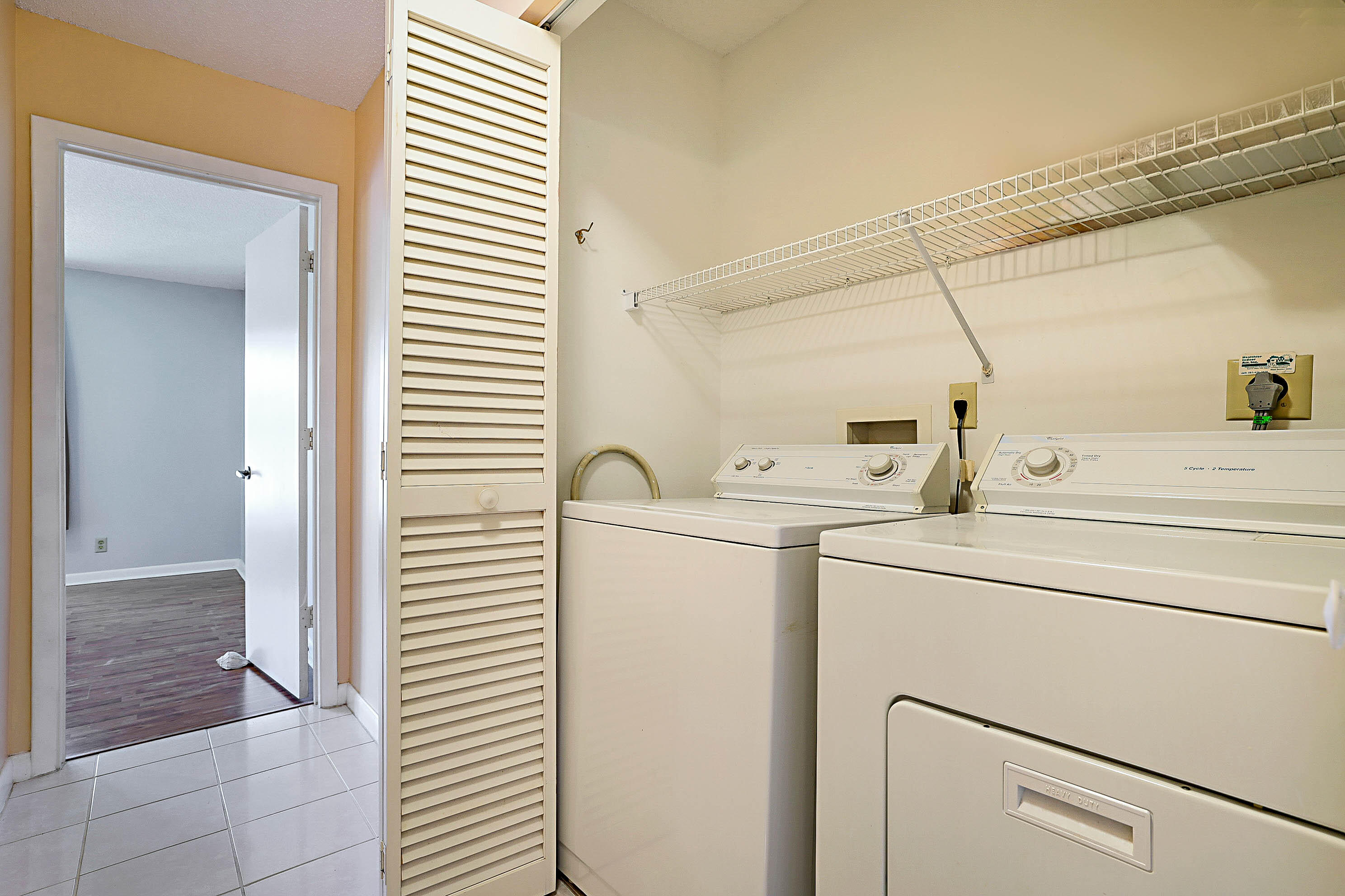 PARK POINTE 2 - Residential