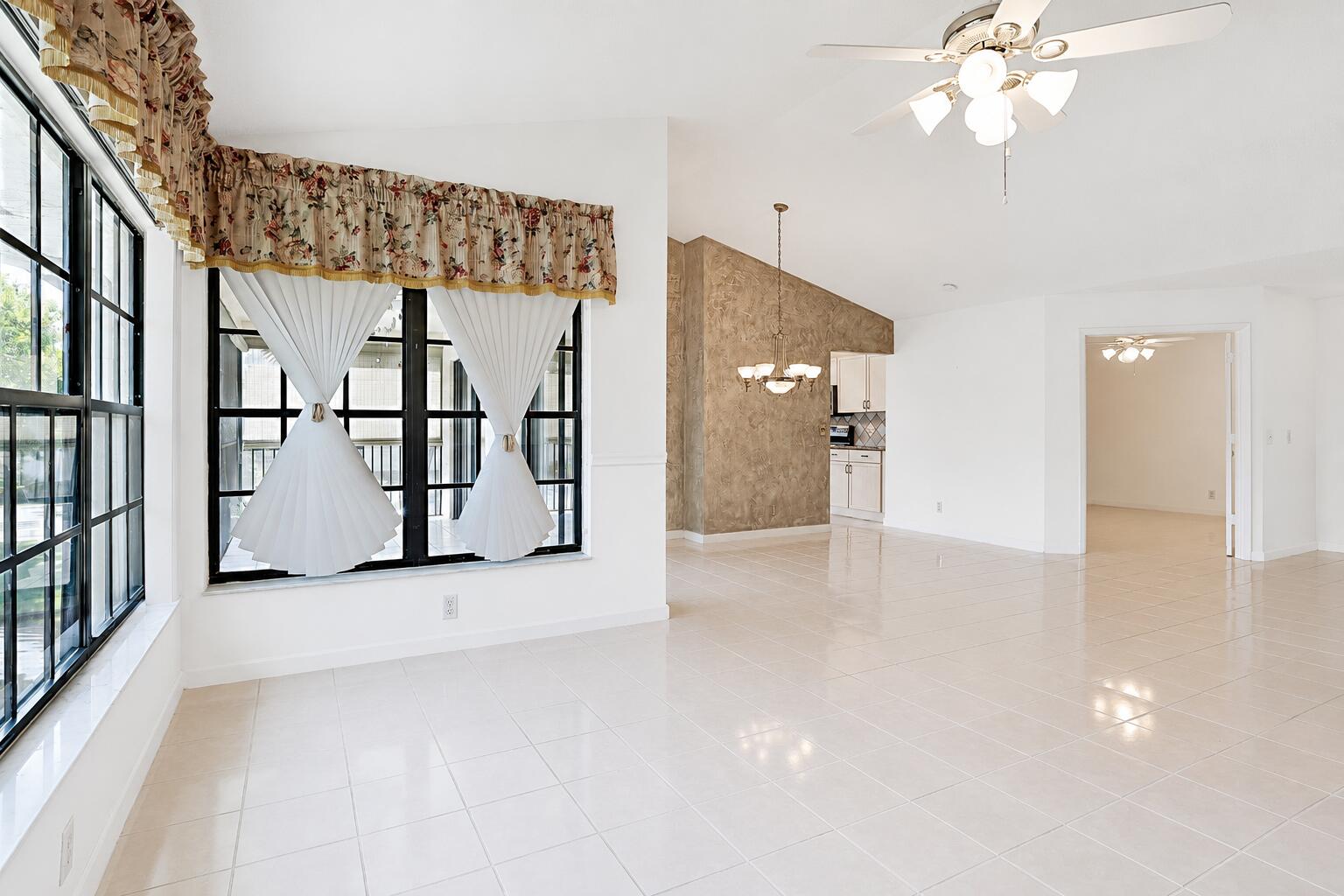 Properties 3283 Jog Park Drive