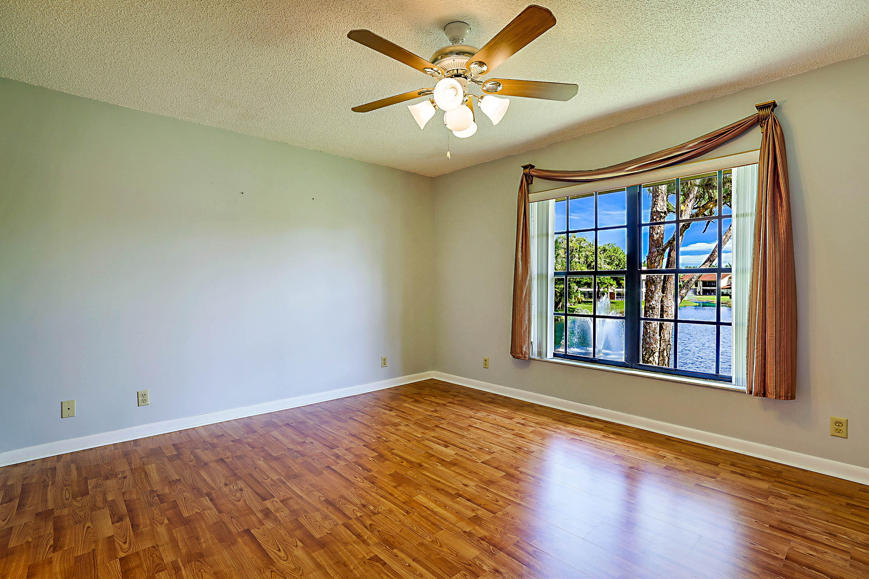 PARK POINTE 2 - Residential