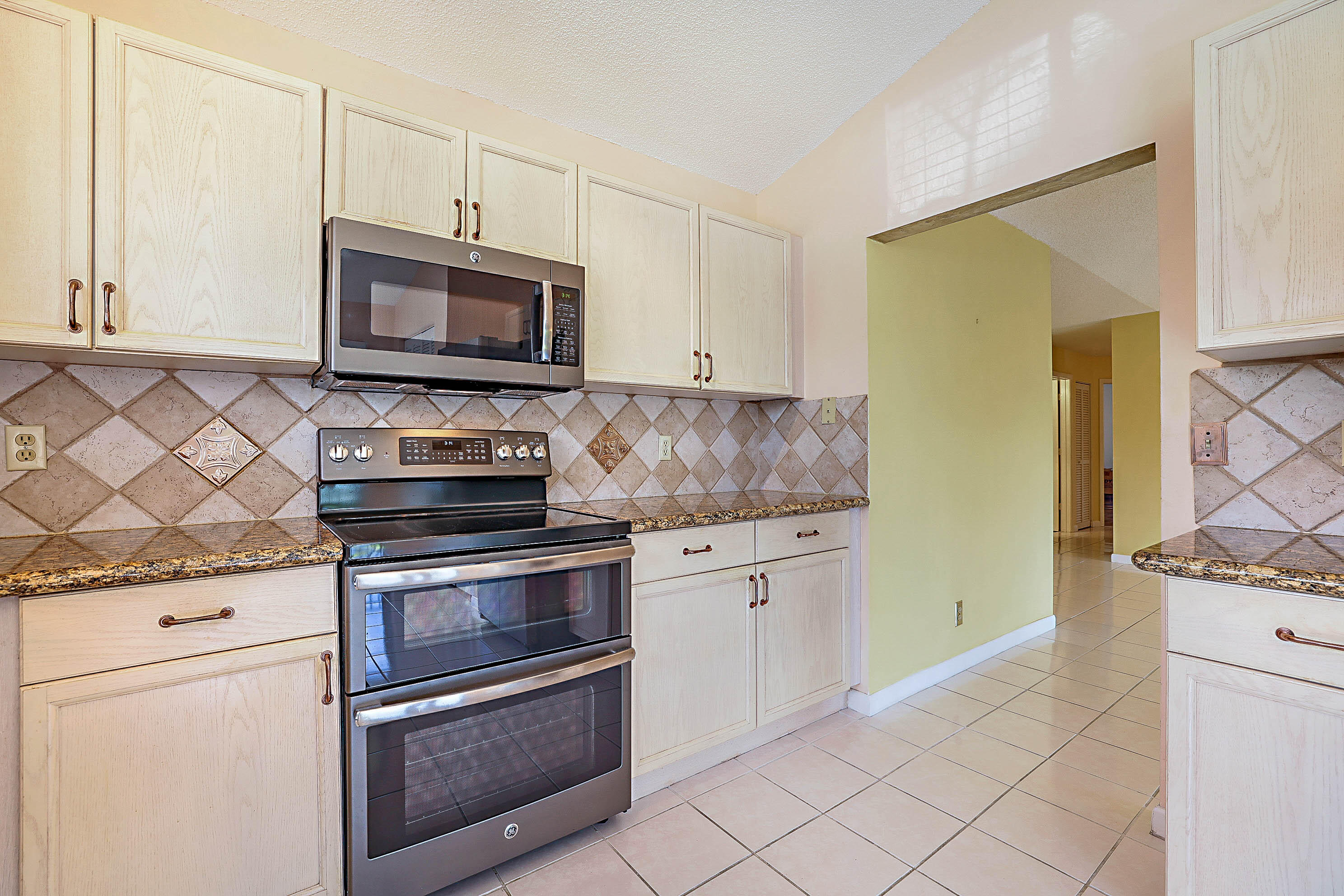PARK POINTE 2 - Residential