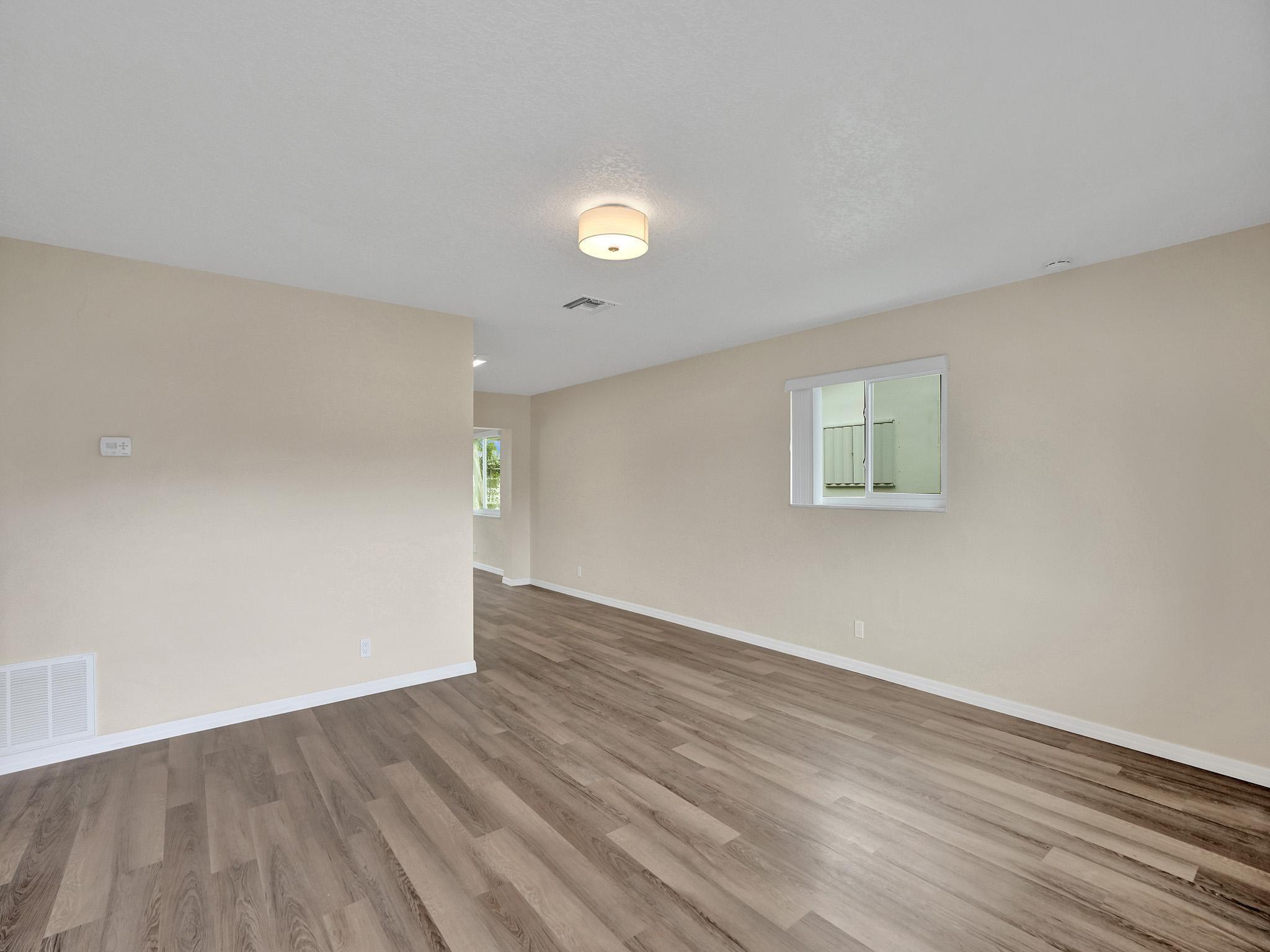 Mainlands Of Tamarac Lake - Residential