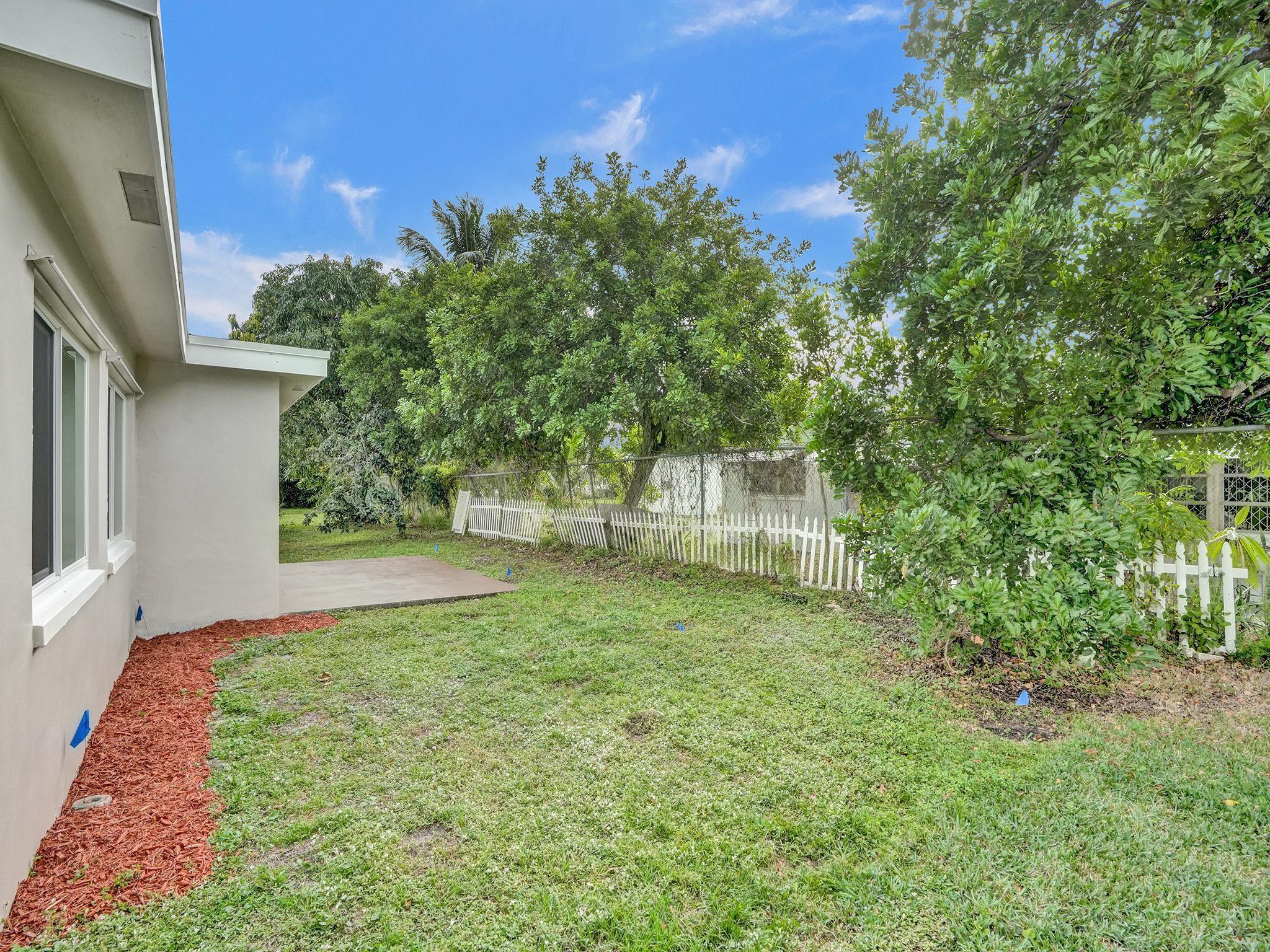 Mainlands Of Tamarac Lake - Residential