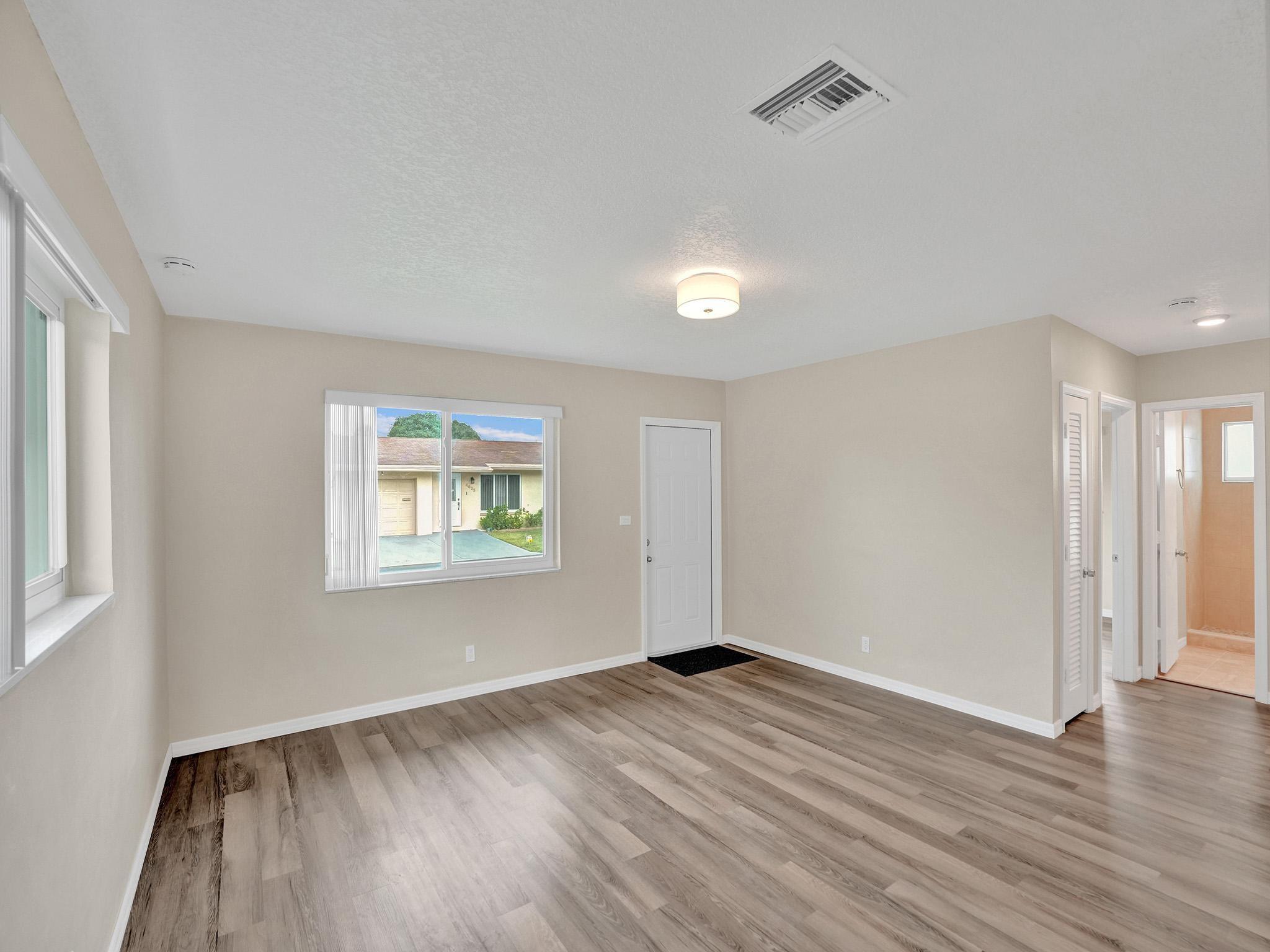 Mainlands Of Tamarac Lake - Residential