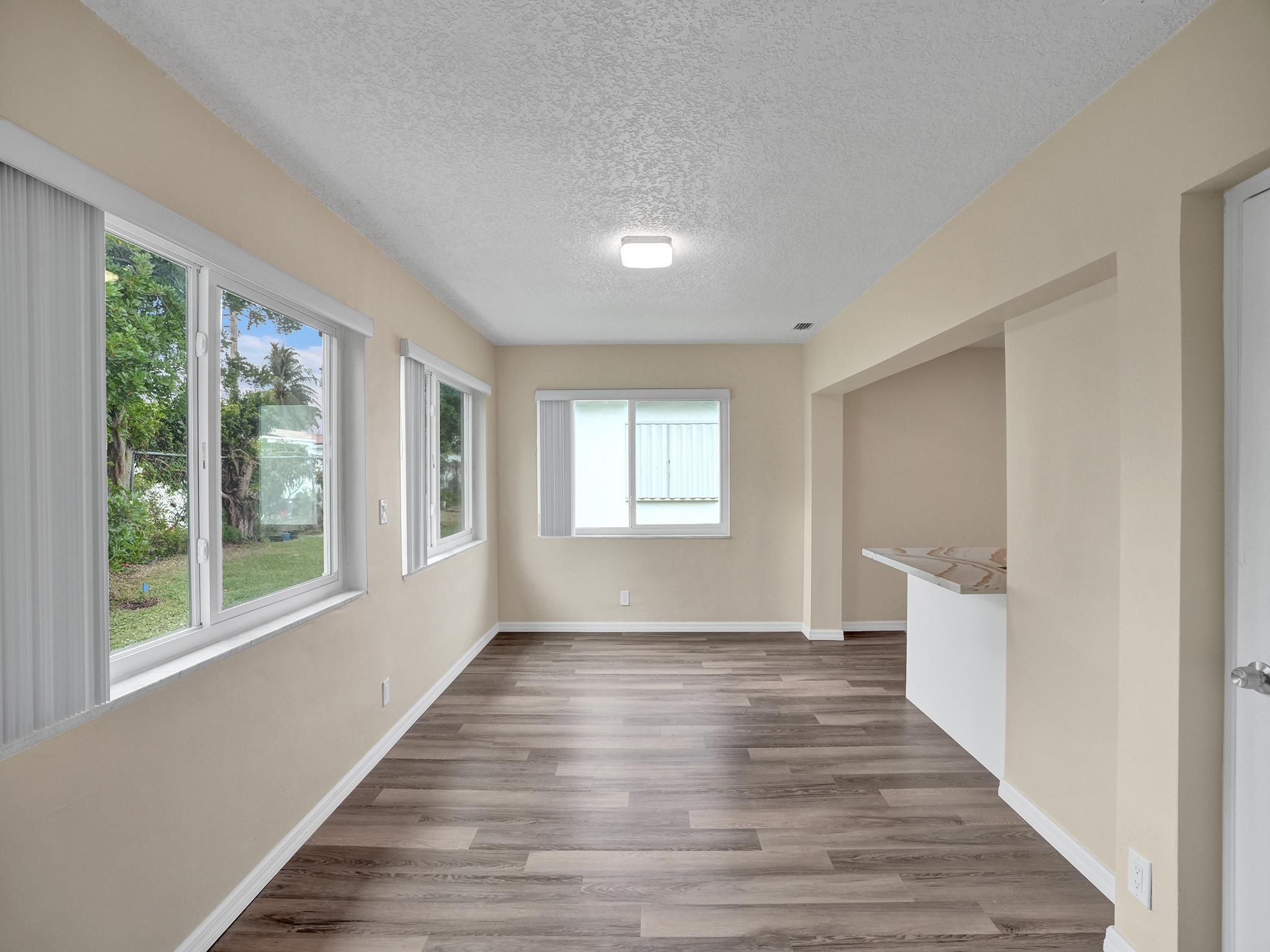 Mainlands Of Tamarac Lake - Residential