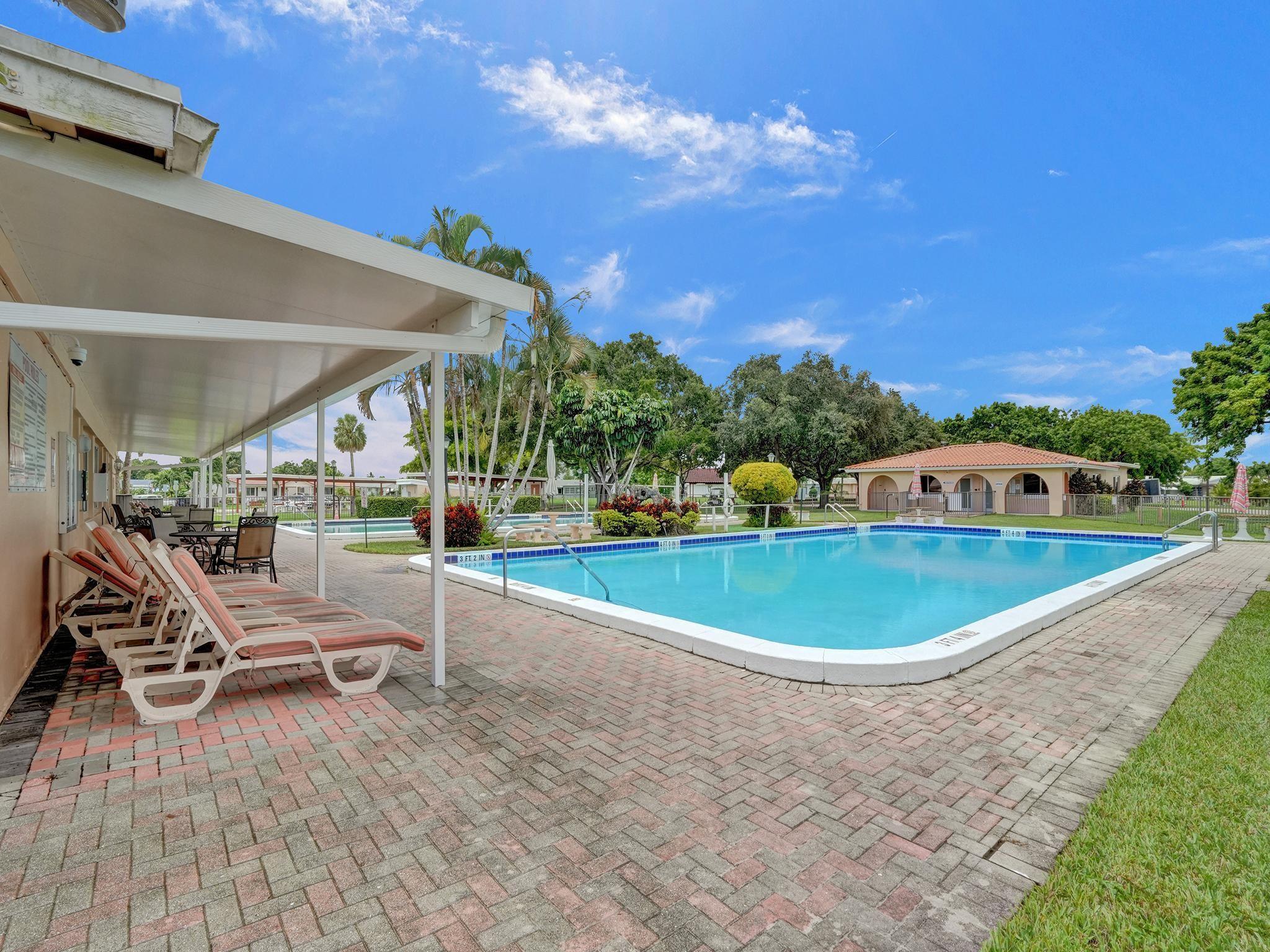 Mainlands Of Tamarac Lake - Residential