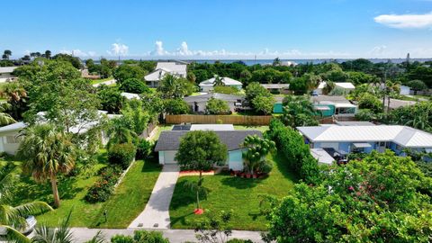 A home in Jensen Beach