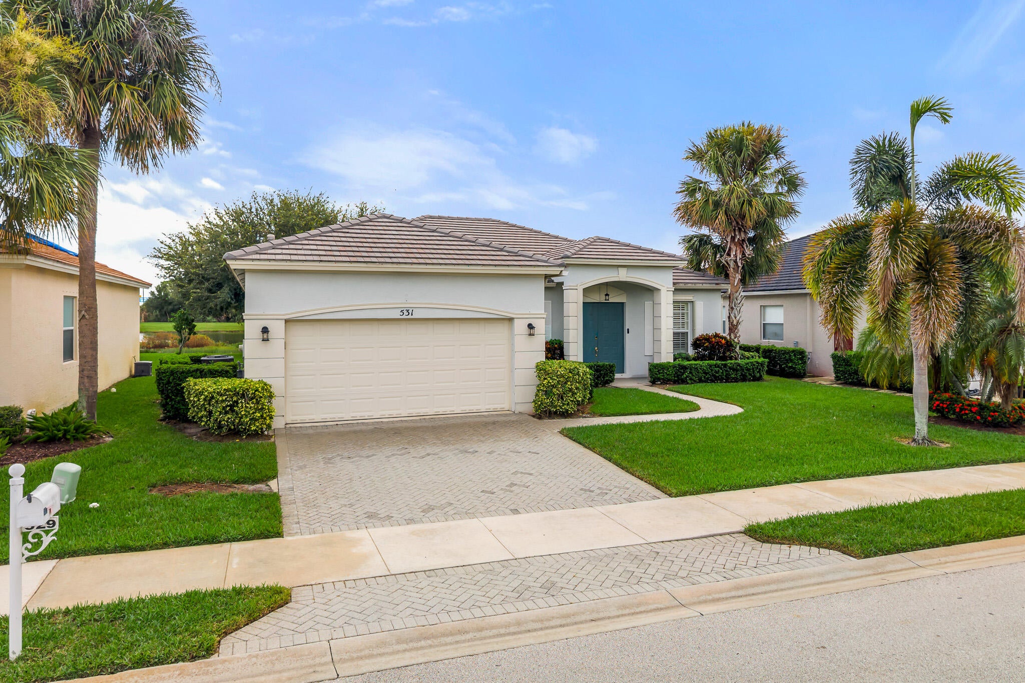 531 SW Lake Manatee Way