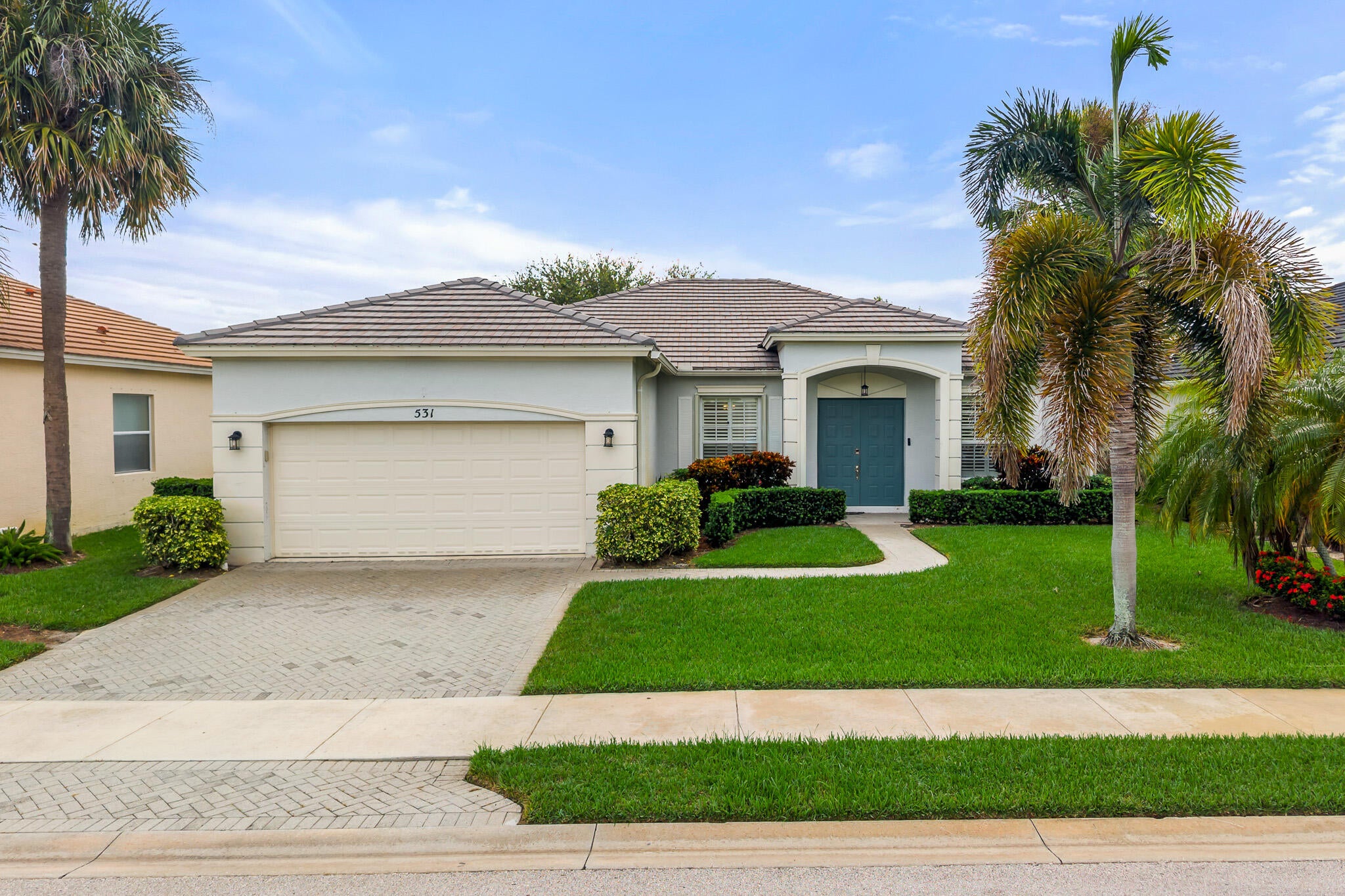 531 SW Lake Manatee Way