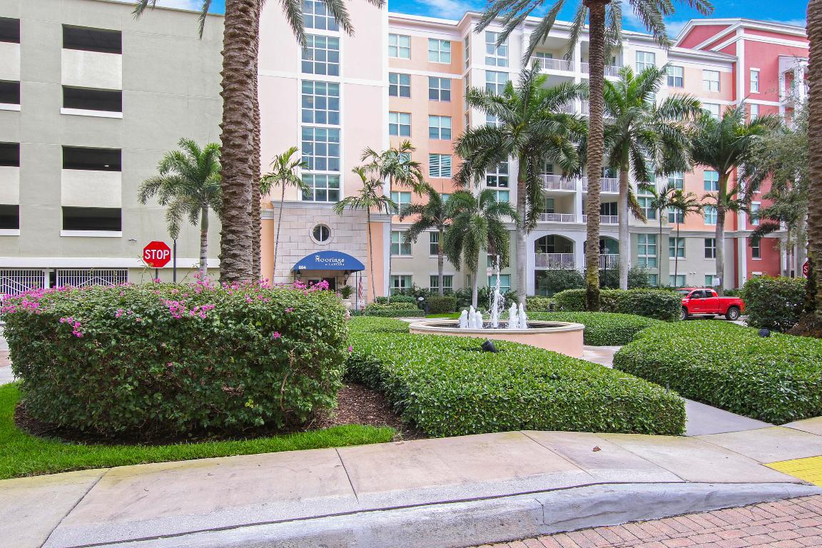 Moorings at Lantana - Residential Lease