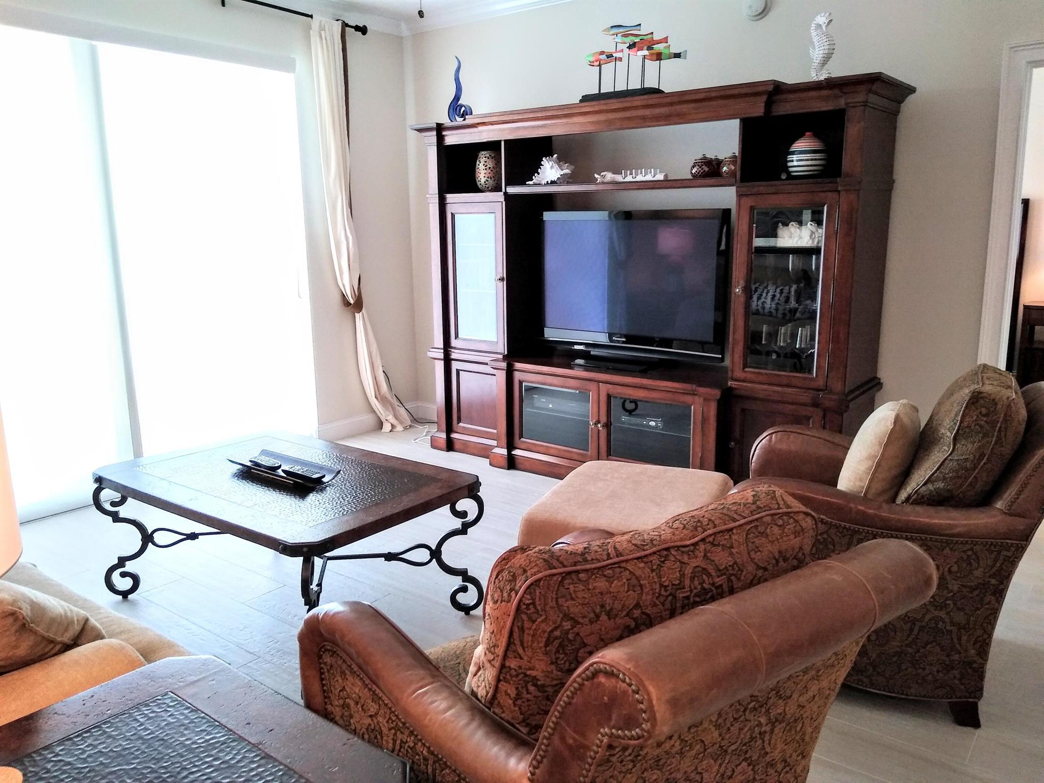 Moorings at Lantana - Residential Lease