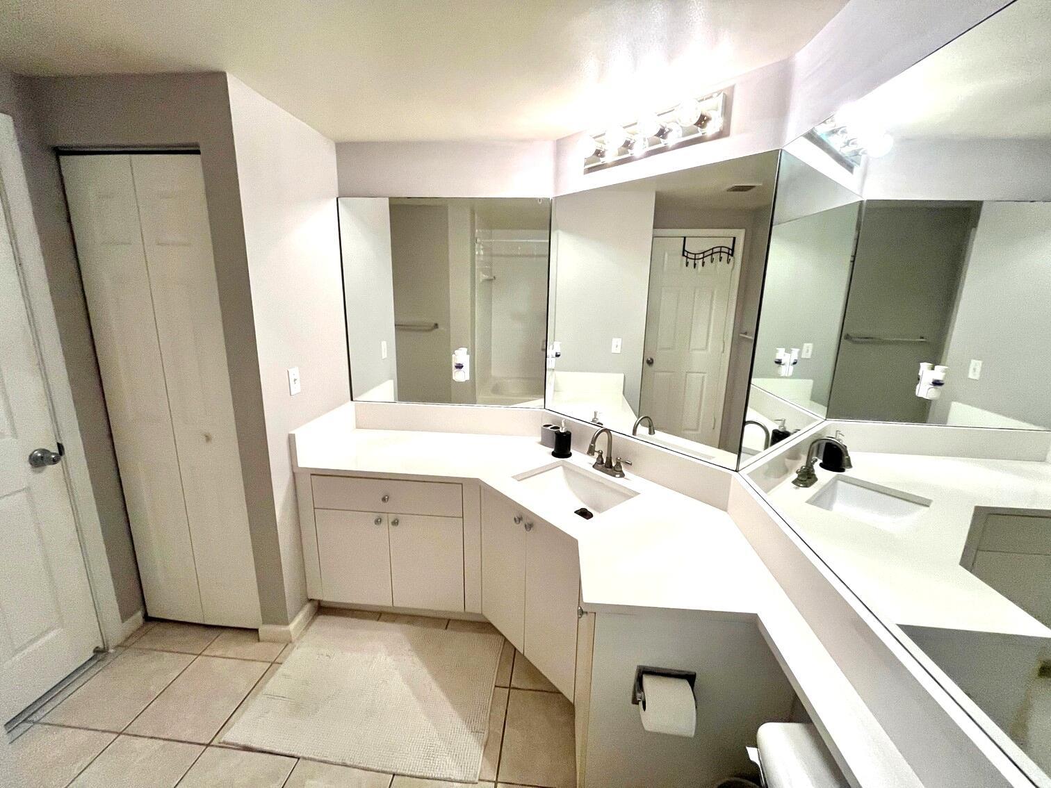 ST ANDREWS AT POLO CLUB C - Residential Lease