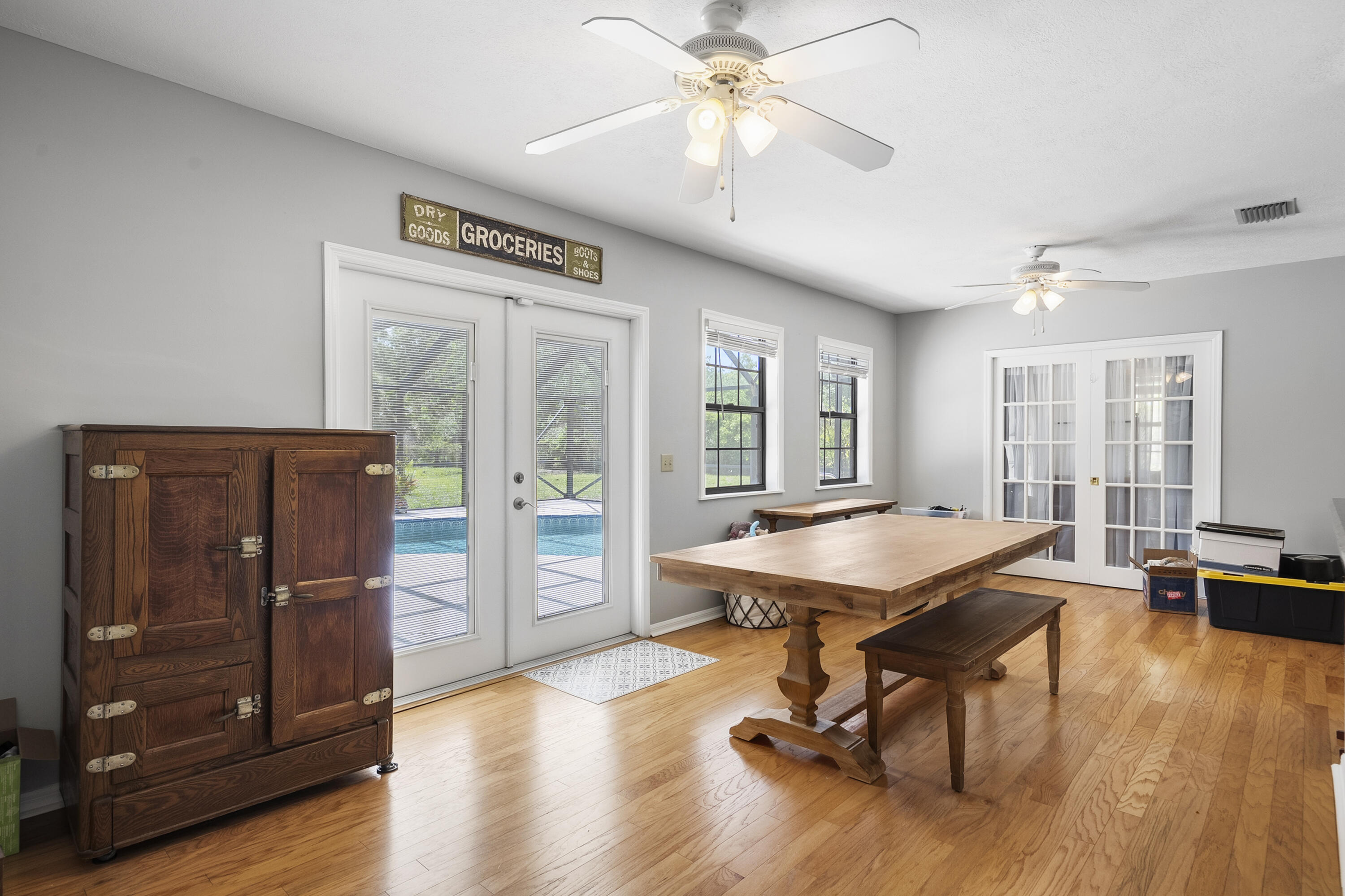 METES AND BOUNDS - Residential
