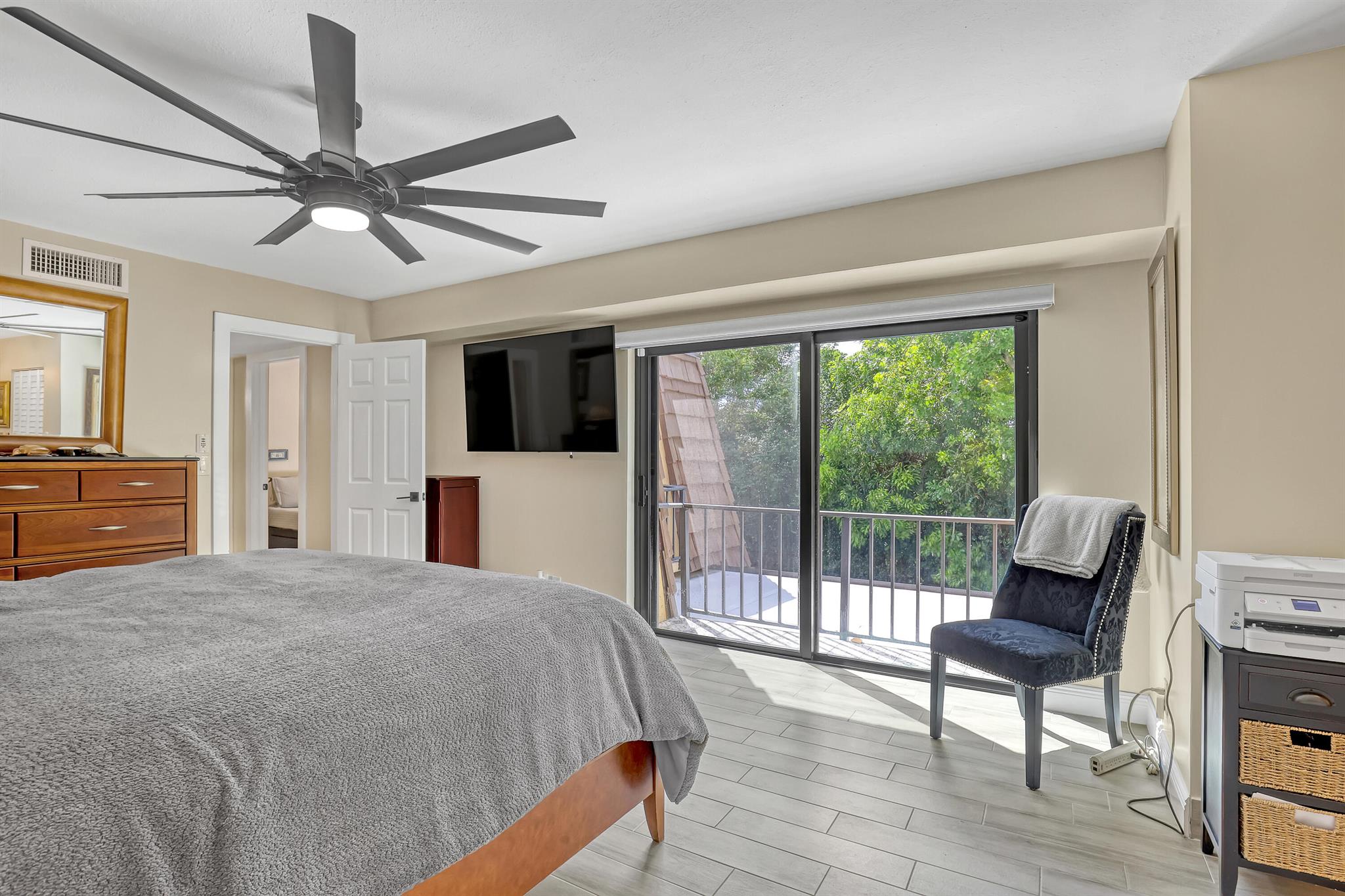 SPRINGDALE HOMES - Residential Lease