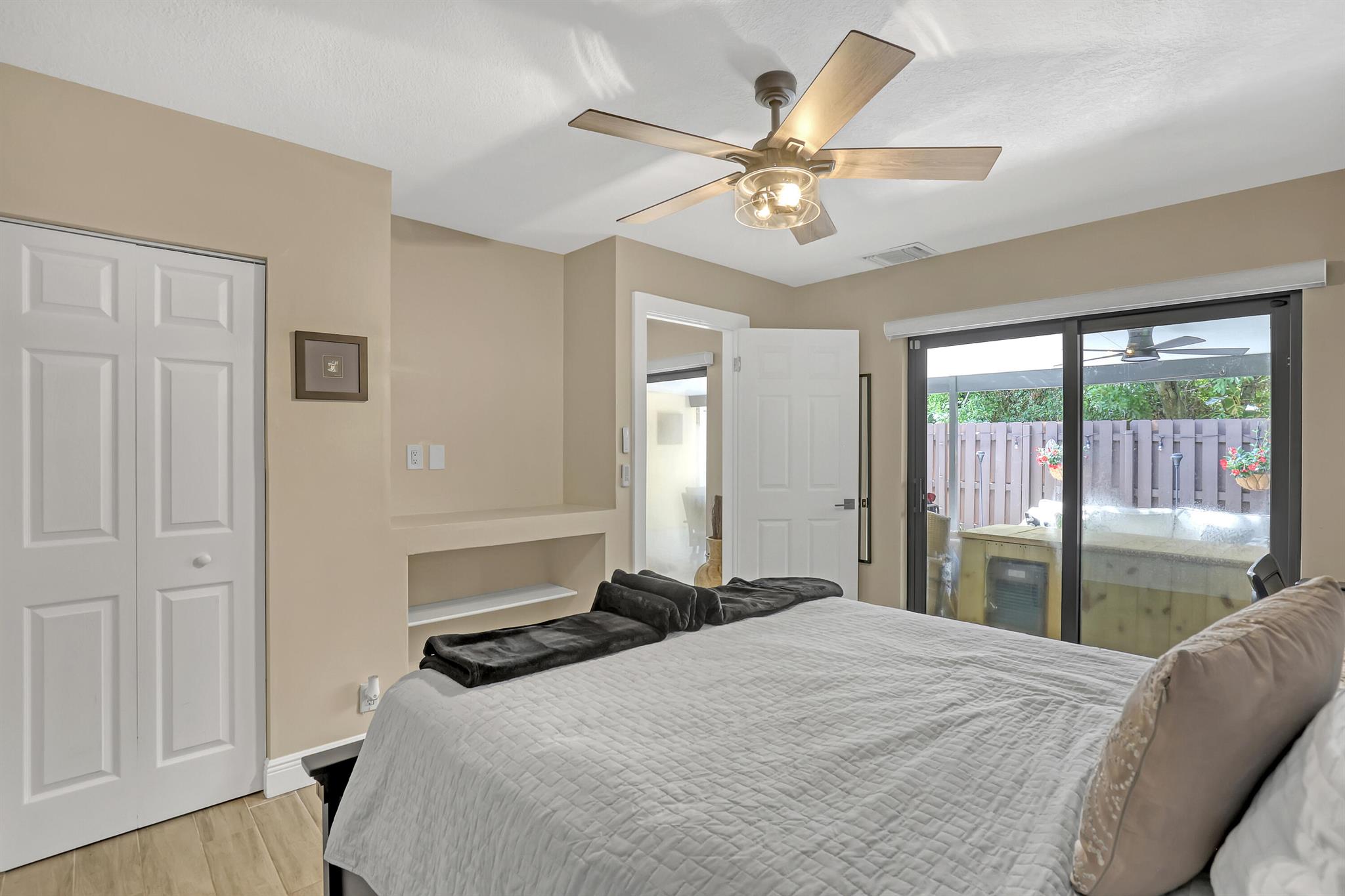 SPRINGDALE HOMES - Residential Lease