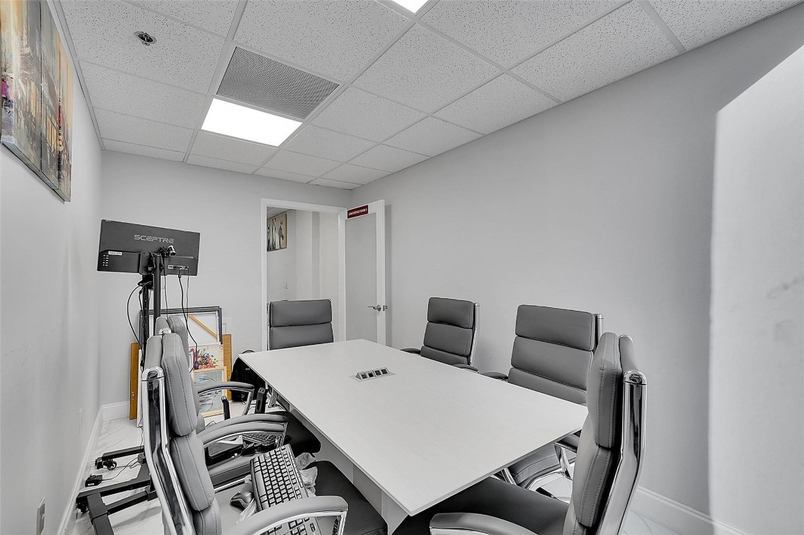 12550 Biscayne Boulevard 702