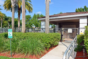 GRAMERCY SQUARE - Residential