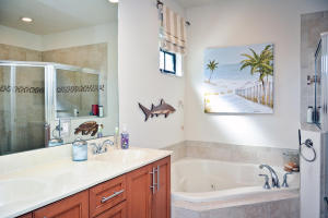 GRAMERCY SQUARE - Residential