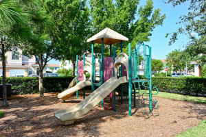 GRAMERCY SQUARE - Residential