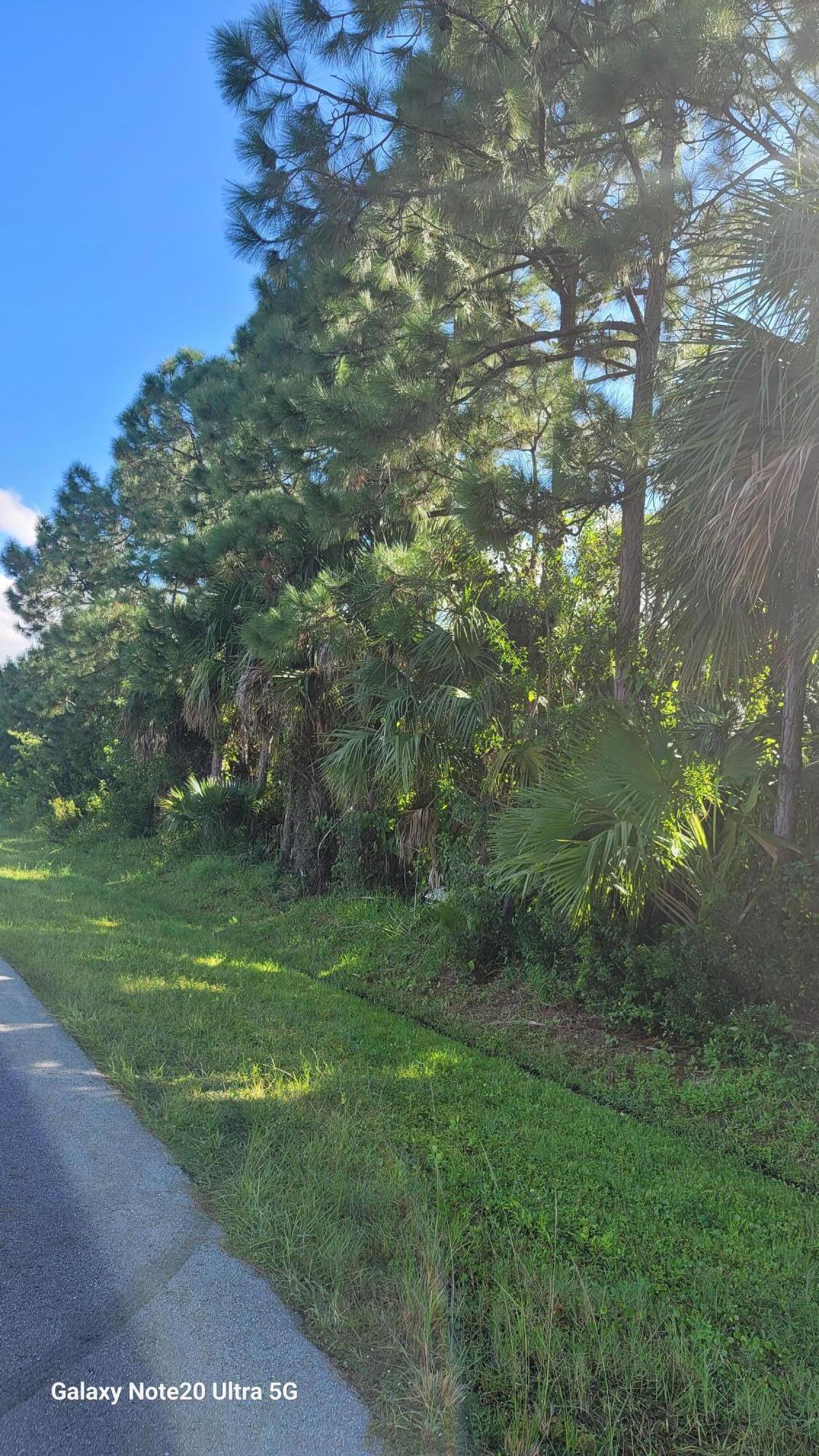 PORT ST LUCIE SECTION 19 - Land